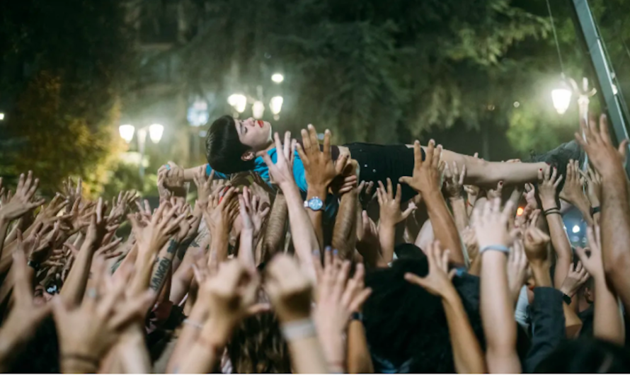 MUSICAL CHILENO SOBRE FEMINISMO QUE NO APORTA NADA NUEVO A ESA CUESTIÓN