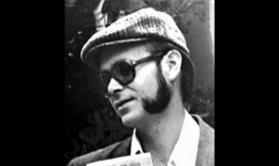 TRES VECES CARLOS FLORES